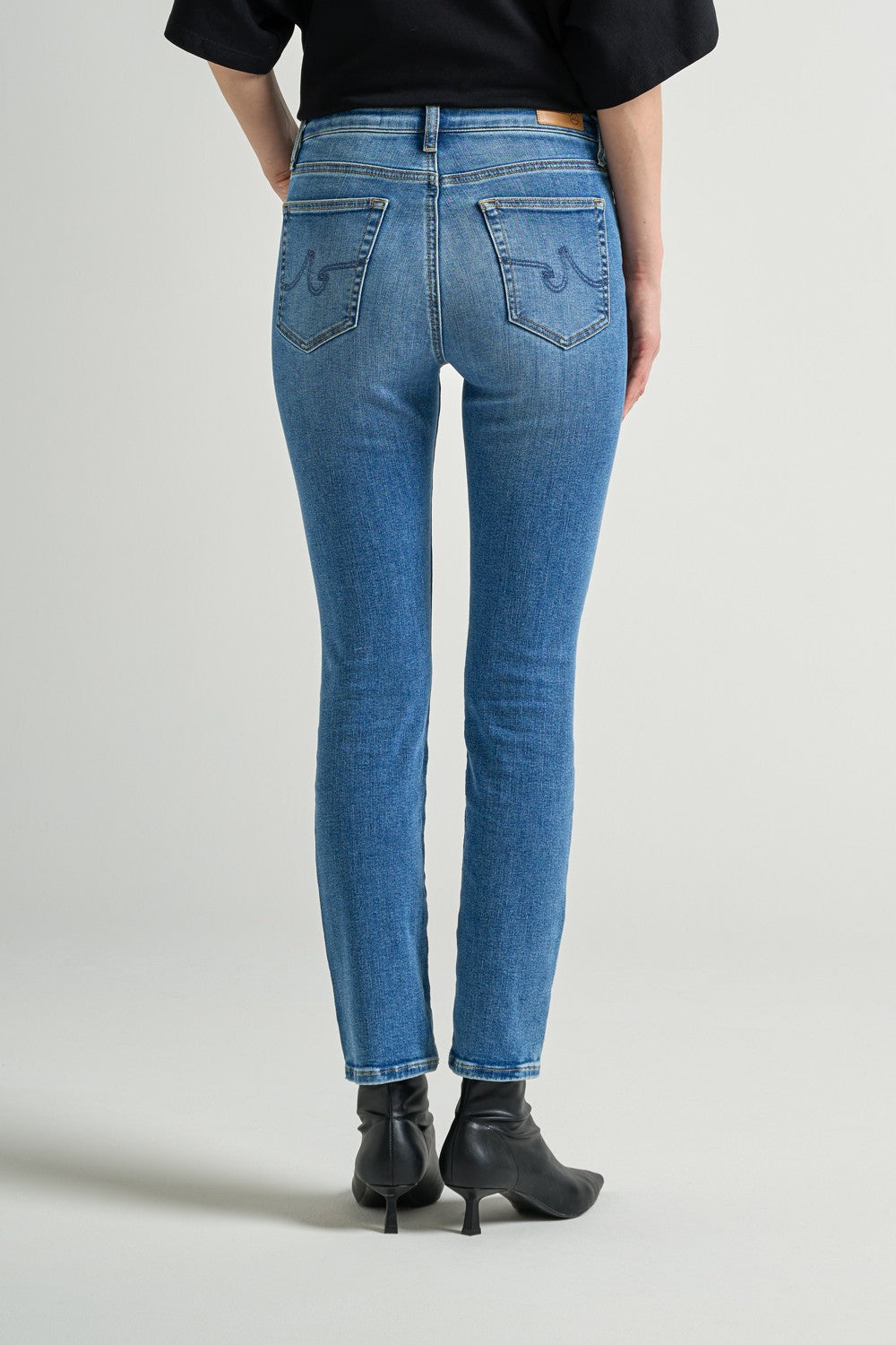 MARI MIDRISE SLIM STRAIGHT