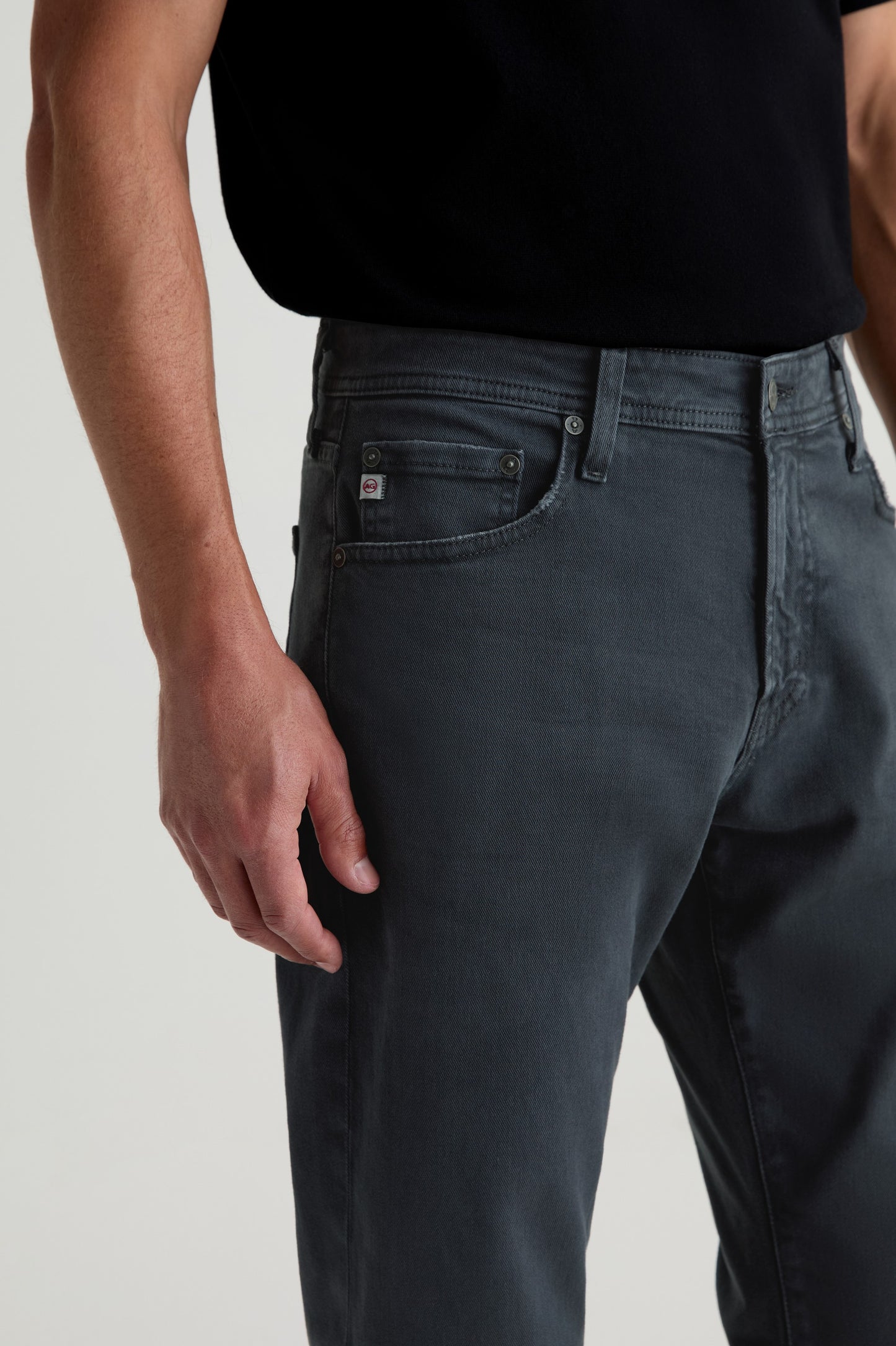 TELLIS MODERN SLIM