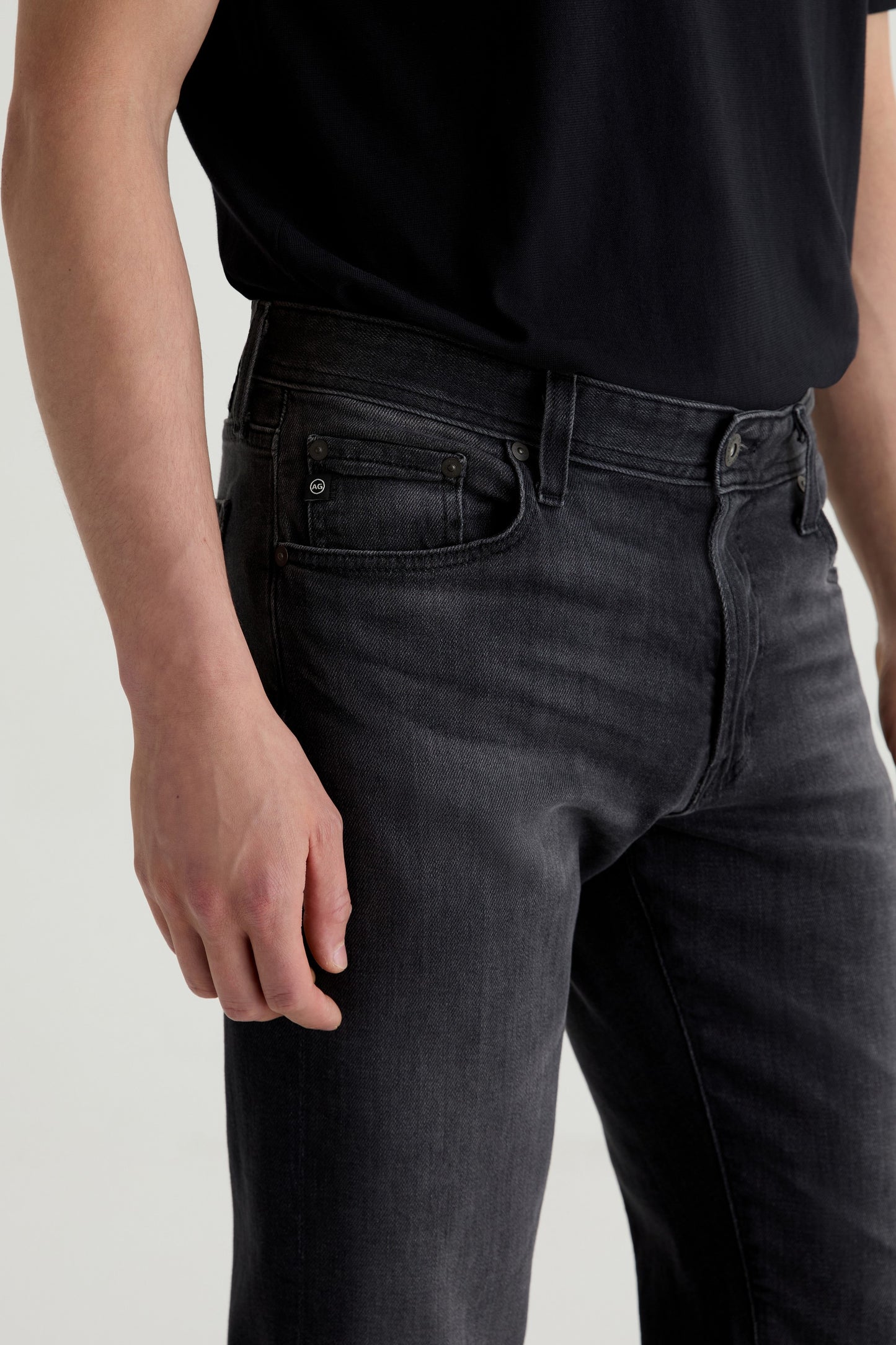 TELLIS MODERN SLIM