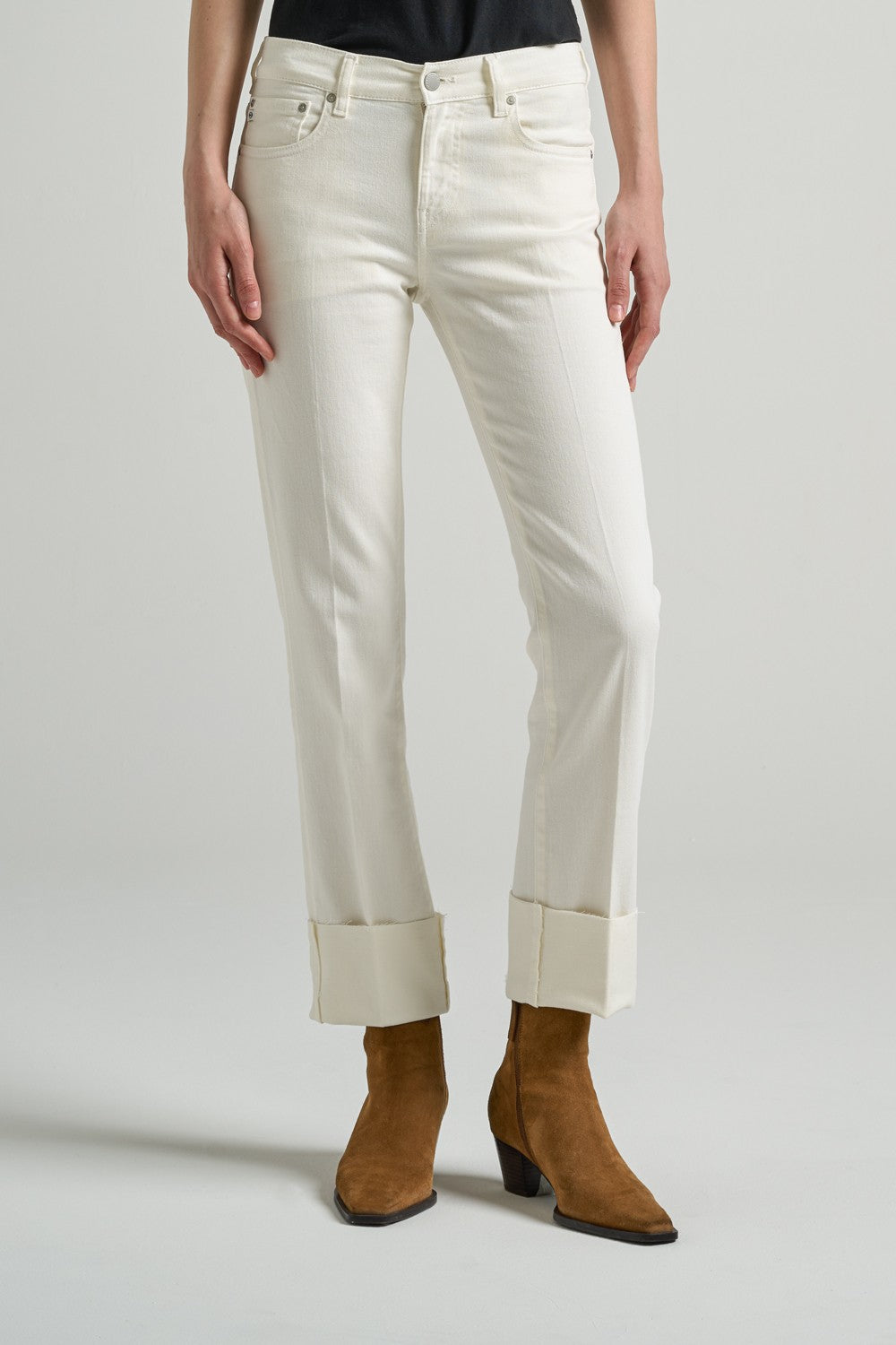 Cologne Slim Straight