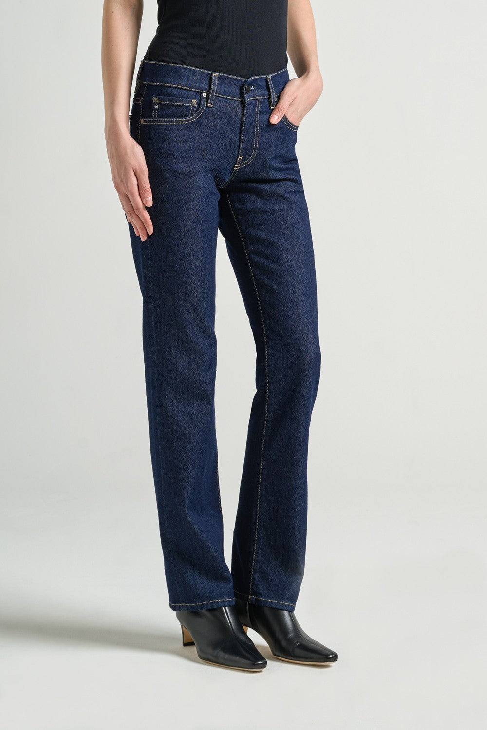 Cologne Slim Straight
