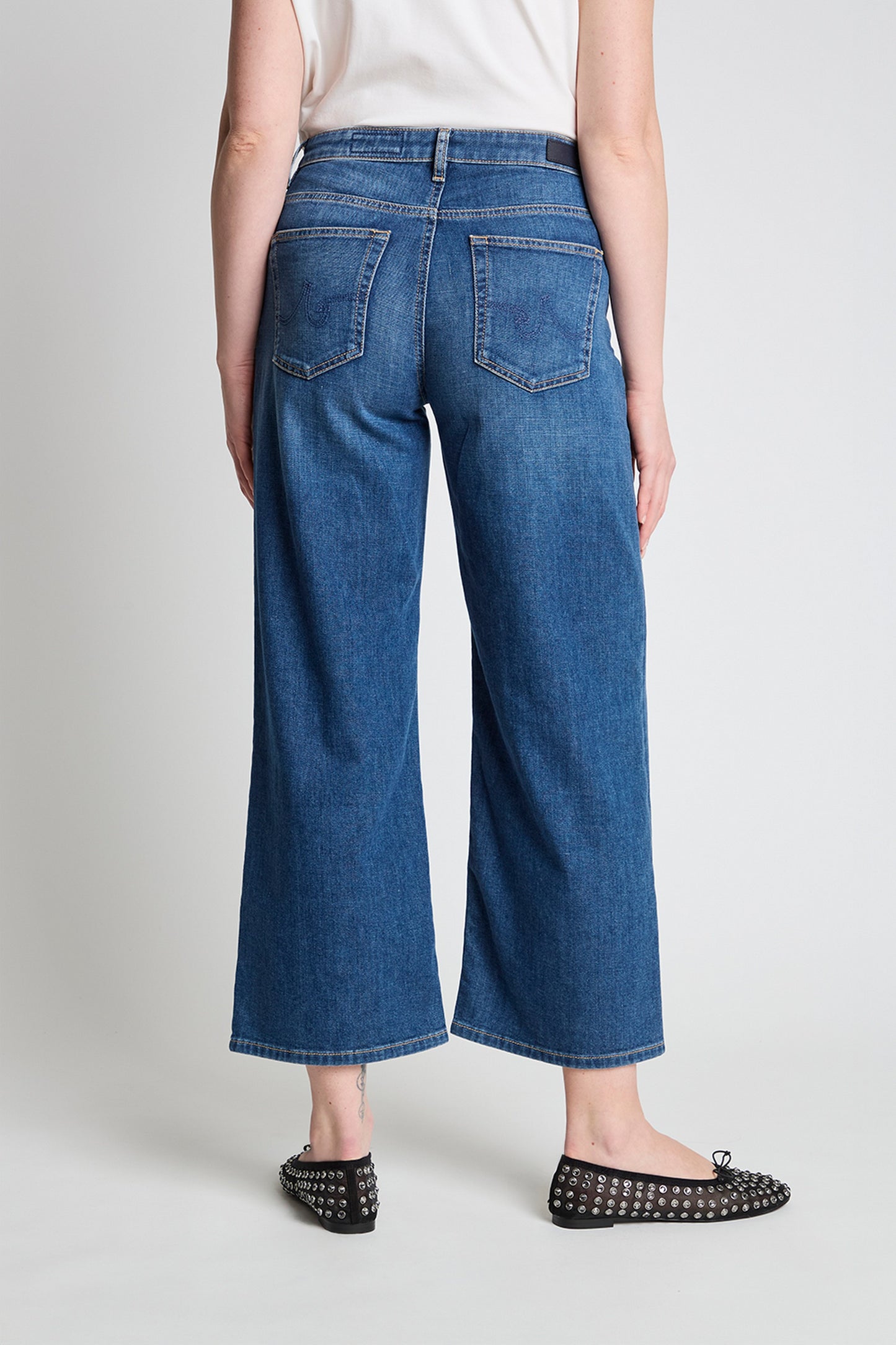 SAIGE  WIDE LEG CROP CLEAN HEM
