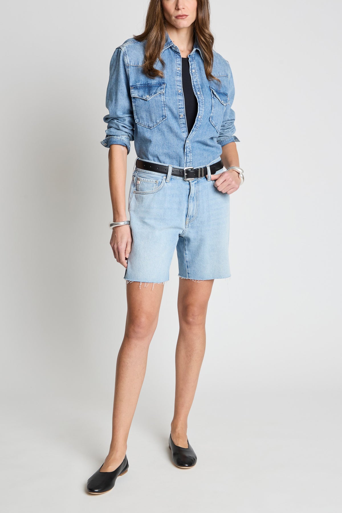 EXBOYFRIEND SHORT