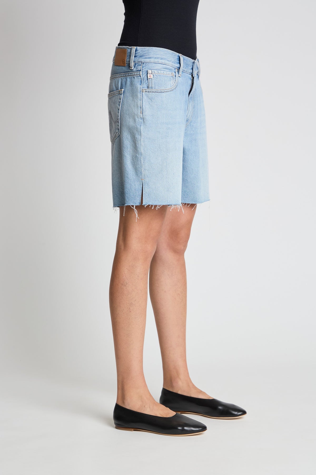 EXBOYFRIEND SHORT