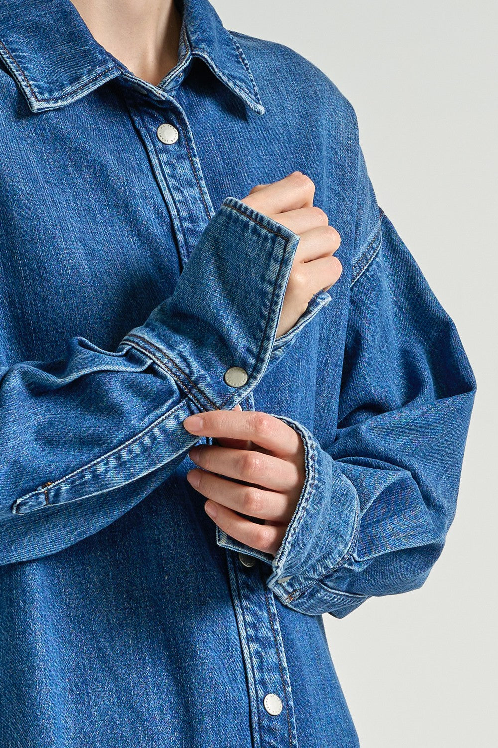 ESSEN  DOWN SHOULDER SHIRT