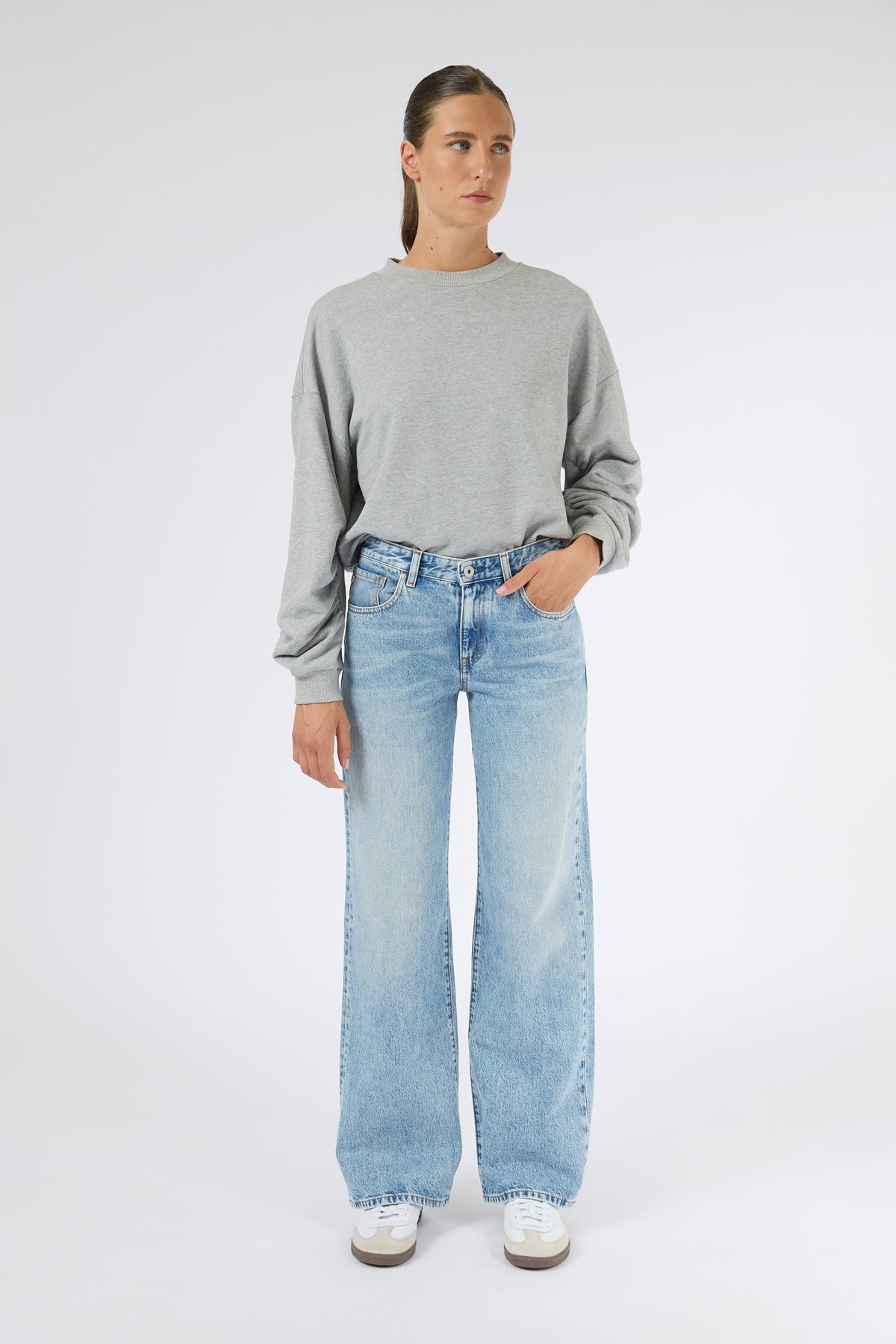 ADRIA  LOWRISE SLOUCHY