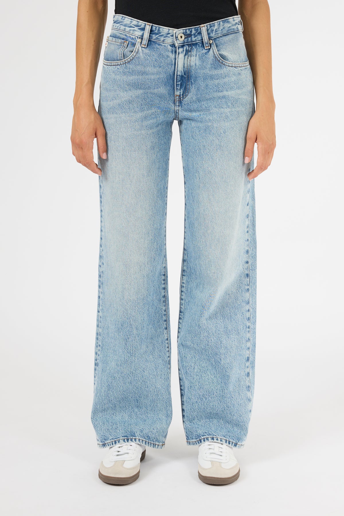 ADRIA  LOWRISE SLOUCHY
